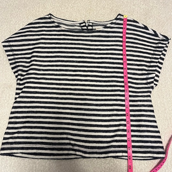 Alice + Olivia Blue and White Striped Terry Tee- Small - Picture 4 of 7